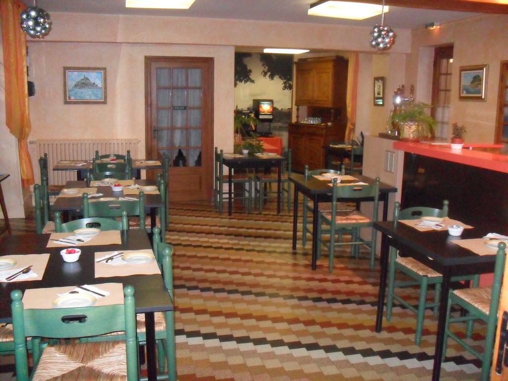 Hotel De L'Agriculture 데사이즈 외부 사진