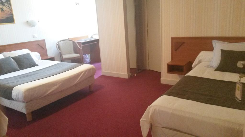 Hotel De L'Agriculture 데사이즈 객실 사진