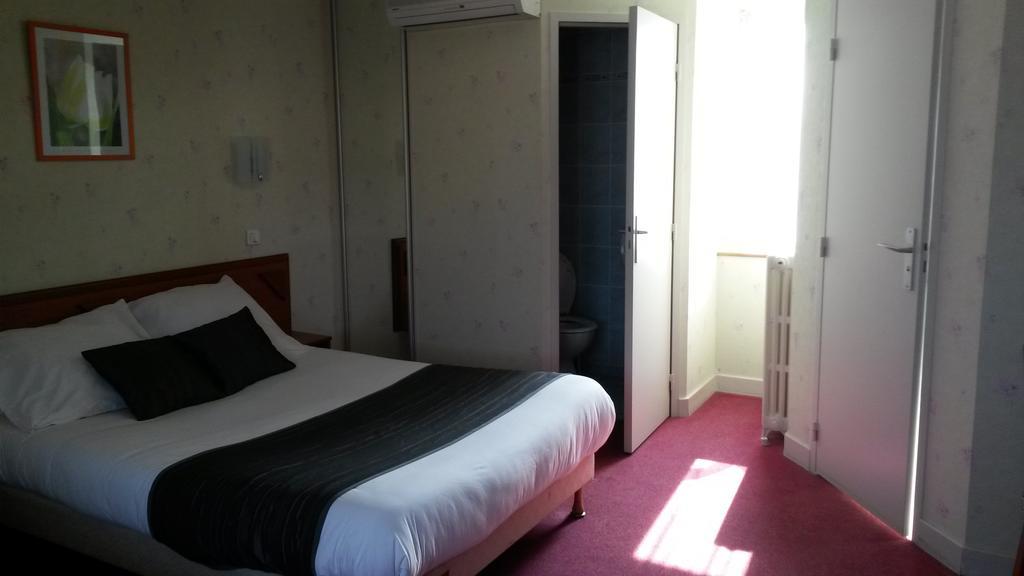 Hotel De L'Agriculture 데사이즈 객실 사진